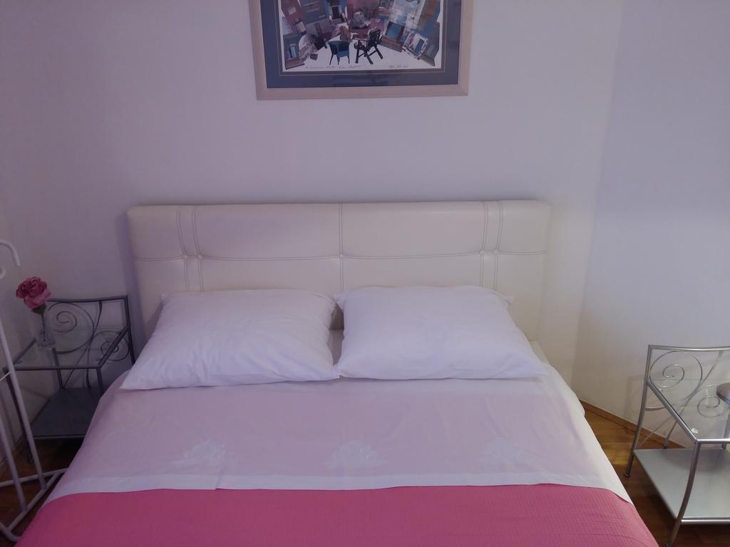 Apartment Macho Split Rum bild