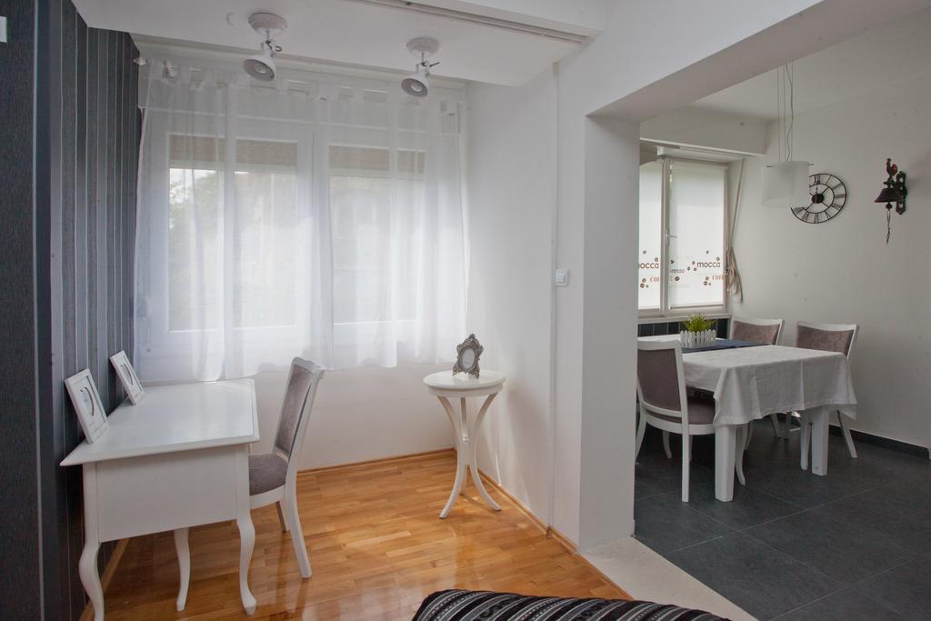Apartment Macho Split Rum bild